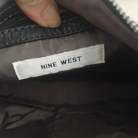 Beautiful shoulder bag by Nine West ❤️ - Picture 12 of 12